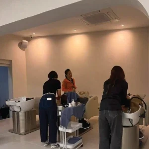 งานติดตั้งระบบเสียงตามสาย MYLE BEAUTY BAR สามย่าน