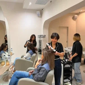 งานติดตั้งระบบเสียงตามสาย MYLE BEAUTY BAR สามย่าน